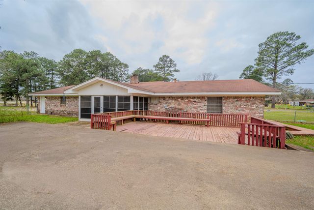 475 Fairway Drive, Gilmer, TX 75645