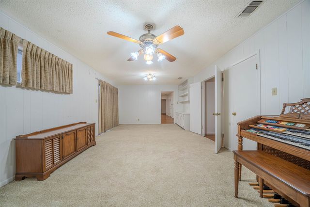 475 Fairway Drive, Gilmer, TX 75645