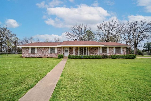475 Fairway Drive, Gilmer, TX 75645