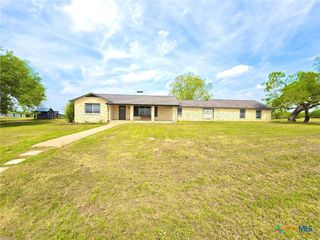82 Bowman Lane, Smiley, TX 78159