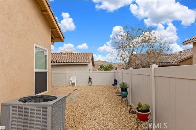 7466 Via Real Lane, Yucca Valley, CA 92284