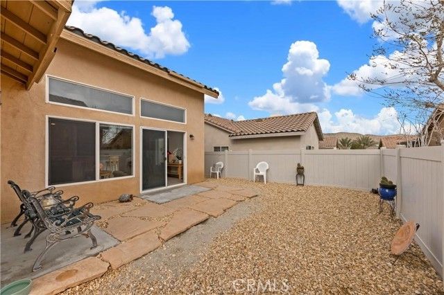 7466 Via Real Lane, Yucca Valley, CA 92284