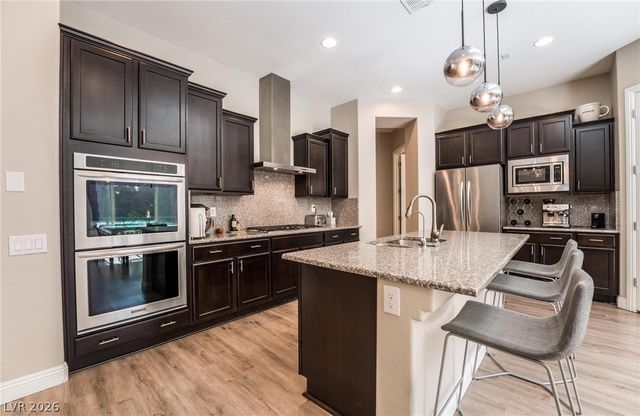 2896 Grande Arch Street, Henderson, NV 89044