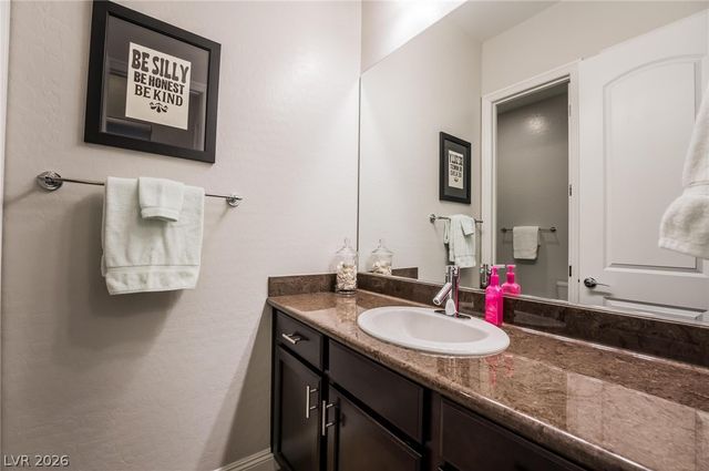 2896 Grande Arch Street, Henderson, NV 89044
