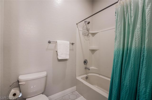 2896 Grande Arch Street, Henderson, NV 89044