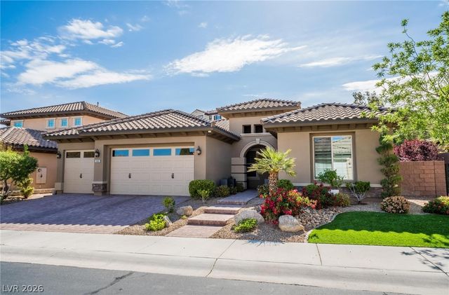 2896 Grande Arch Street, Henderson, NV 89044
