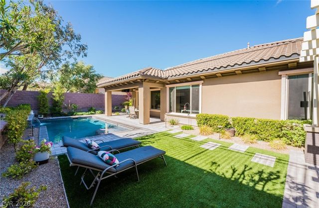 2896 Grande Arch Street, Henderson, NV 89044