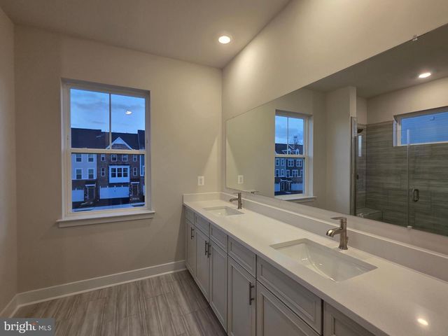 503 WILLOWSHIRE ST, Middle River, MD 21220