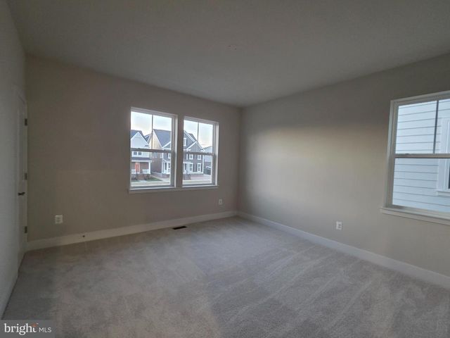 503 WILLOWSHIRE ST, Middle River, MD 21220