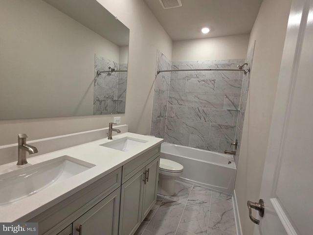 503 WILLOWSHIRE ST, Middle River, MD 21220