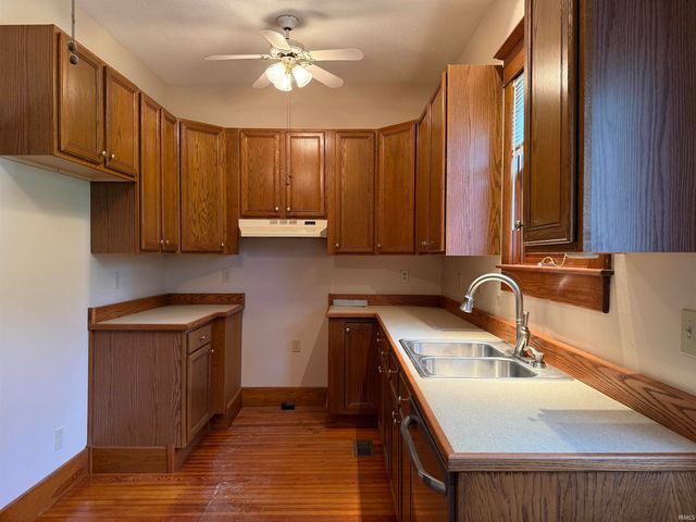 1916 I Street, Bedford, IN 47421