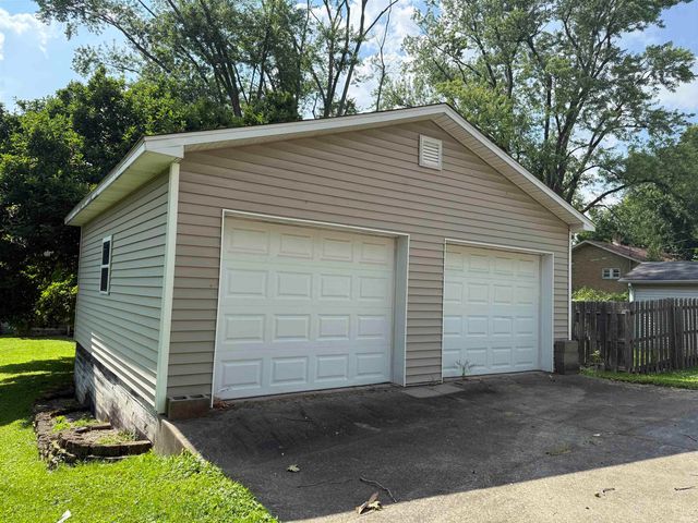 1916 I Street, Bedford, IN 47421