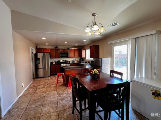 704 Candia Avenue, Bakersfield, CA 93307