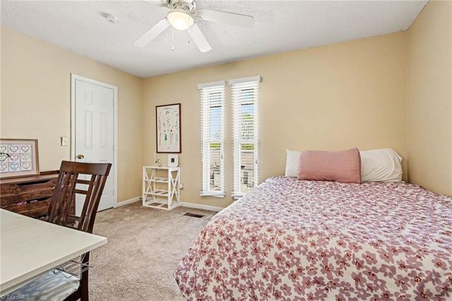 3681 Heathrow Drive, Winston-salem, NC 27127