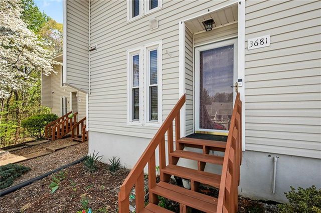 3681 Heathrow Drive, Winston-salem, NC 27127