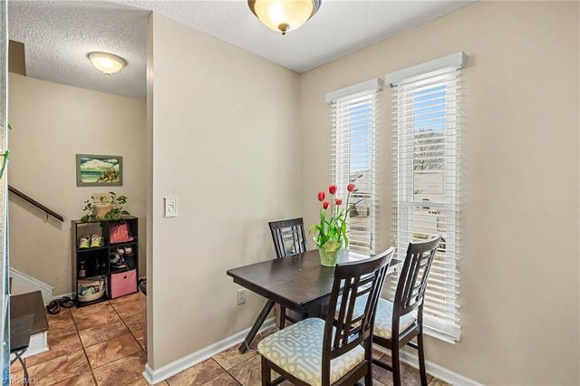 3681 Heathrow Drive, Winston-salem, NC 27127