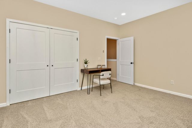 1220 E Pacific Street 1a, Springfield, MO 65803