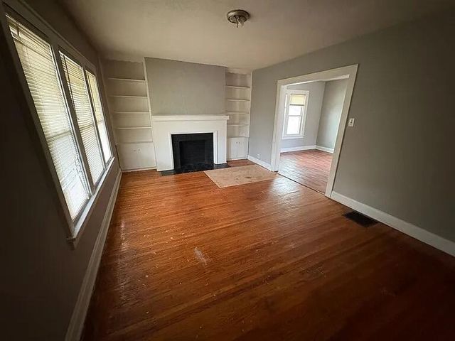 1673 Cleveland Avenue, Columbus, OH 43211