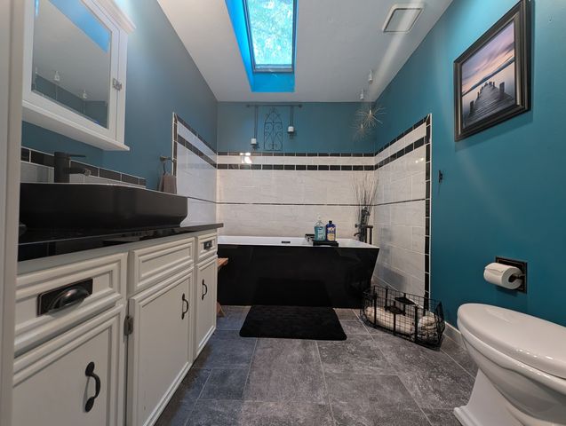 5404 Chapel Hill Court, Rockford, IL 61114