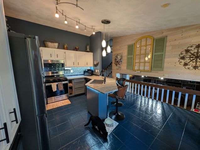 5404 Chapel Hill Court, Rockford, IL 61114