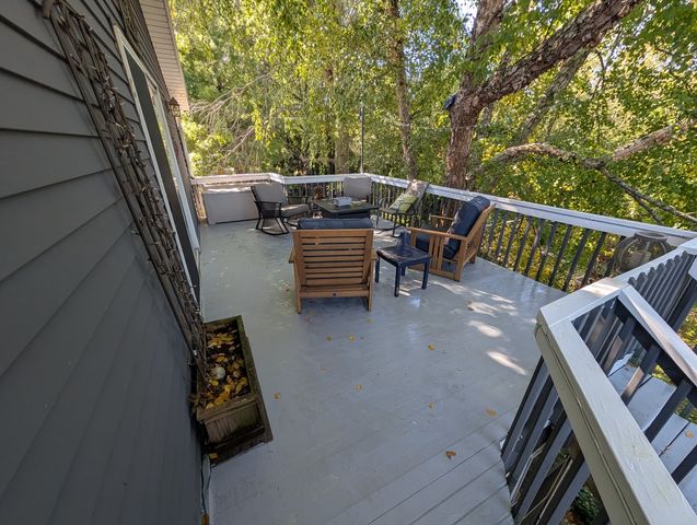 5404 Chapel Hill Court, Rockford, IL 61114