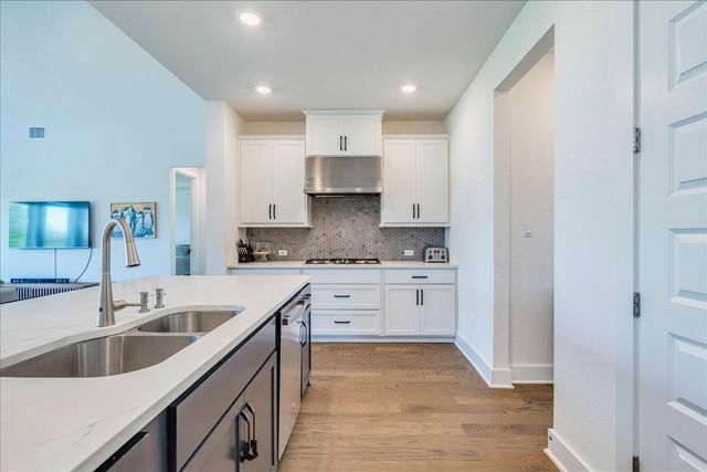 400 Moonlit Stream PASS, Dripping Springs, TX 78620