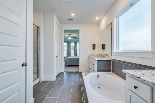400 Moonlit Stream PASS, Dripping Springs, TX 78620