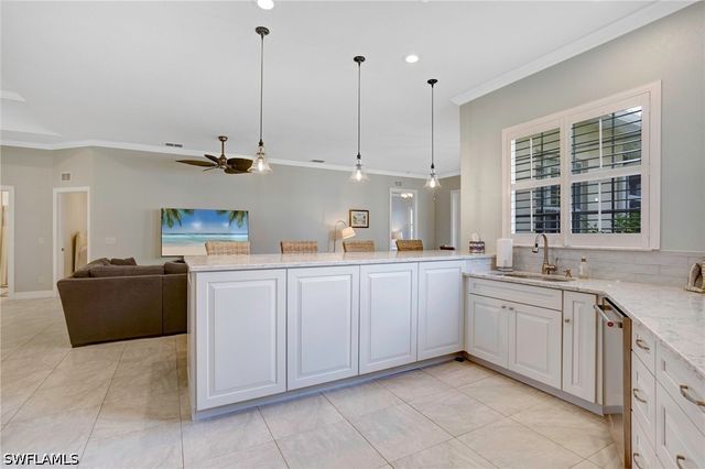 4821 Europa DR, Naples, FL 34105