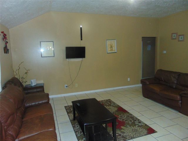 16311 Sedona Woods Ln Lane, Houston, TX 77082