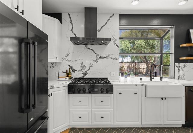 16995 Pine Way, Morgan Hill, CA 95037