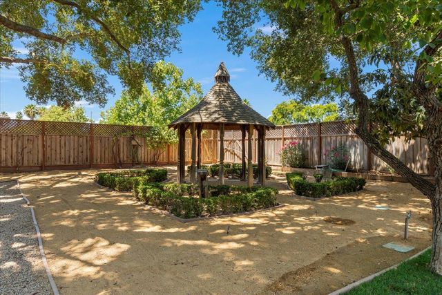 16995 Pine Way, Morgan Hill, CA 95037