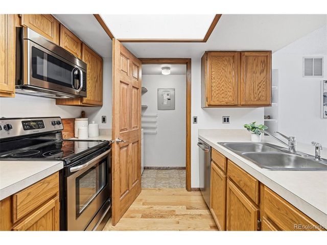 23557 Genesee Village Rd A, Golden, CO 80401