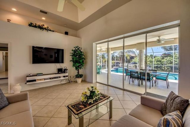 2302 SW 54th ST, Cape Coral, FL 33914