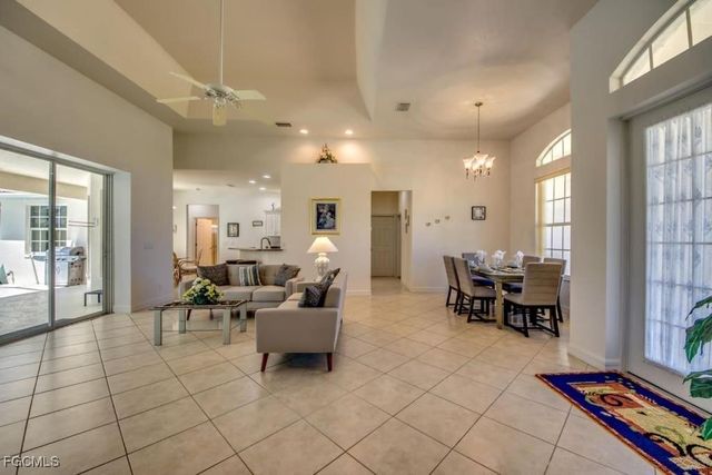 2302 SW 54th ST, Cape Coral, FL 33914