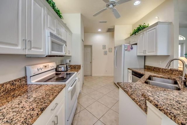 2302 SW 54th ST, Cape Coral, FL 33914