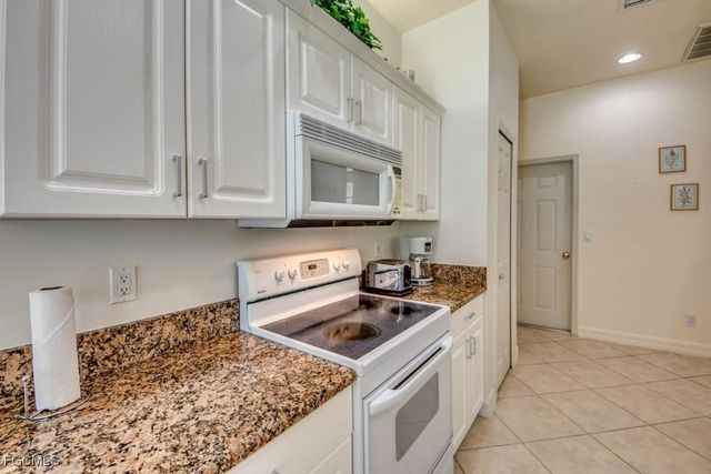 2302 SW 54th ST, Cape Coral, FL 33914