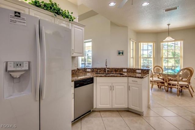 2302 SW 54th ST, Cape Coral, FL 33914