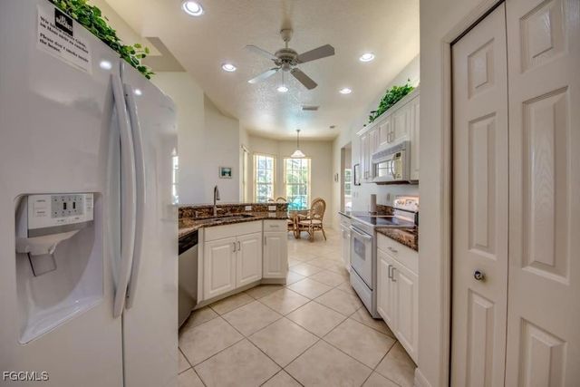 2302 SW 54th ST, Cape Coral, FL 33914