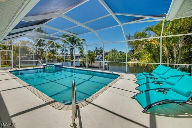 2302 SW 54th ST, Cape Coral, FL 33914