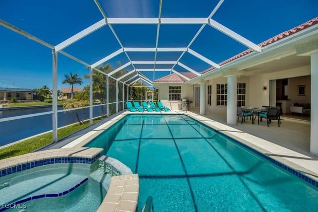 2302 SW 54th ST, Cape Coral, FL 33914