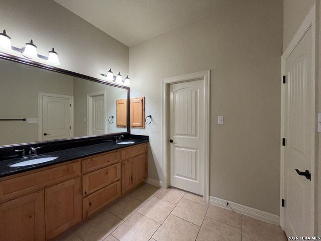 5921 Whitby Rd Unit 102, San Antonio, TX 78240
