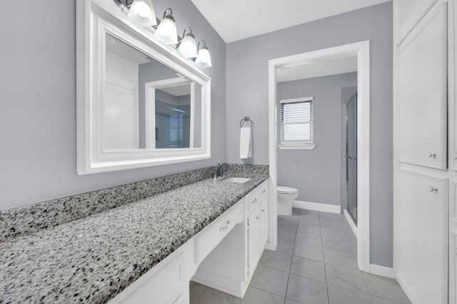 1022 Byron Lane, Arlington, TX 76012