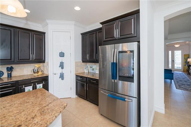 223 Destiny CIR, Cape Coral, FL 33990