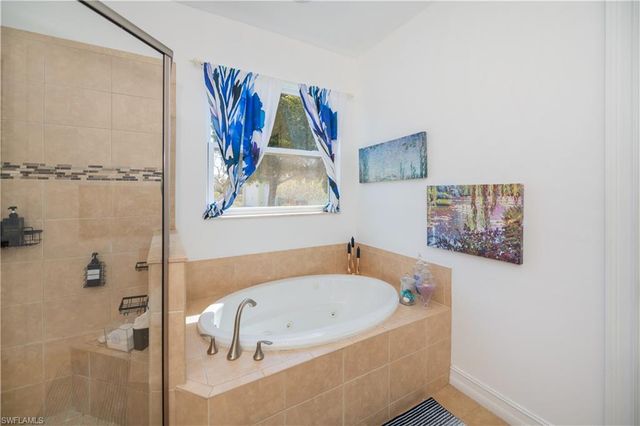 223 Destiny CIR, Cape Coral, FL 33990