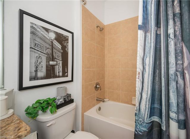 223 Destiny CIR, Cape Coral, FL 33990