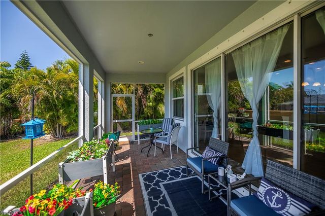 223 Destiny CIR, Cape Coral, FL 33990