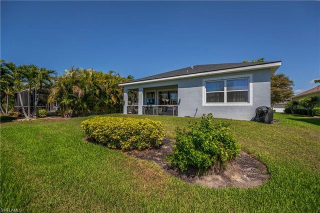 223 Destiny CIR, Cape Coral, FL 33990