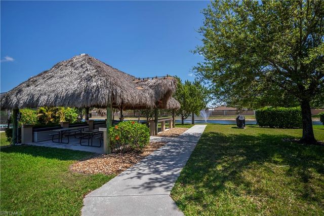 223 Destiny CIR, Cape Coral, FL 33990