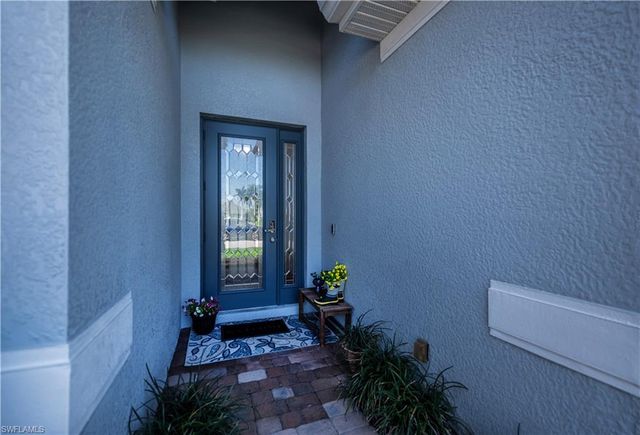 223 Destiny CIR, Cape Coral, FL 33990