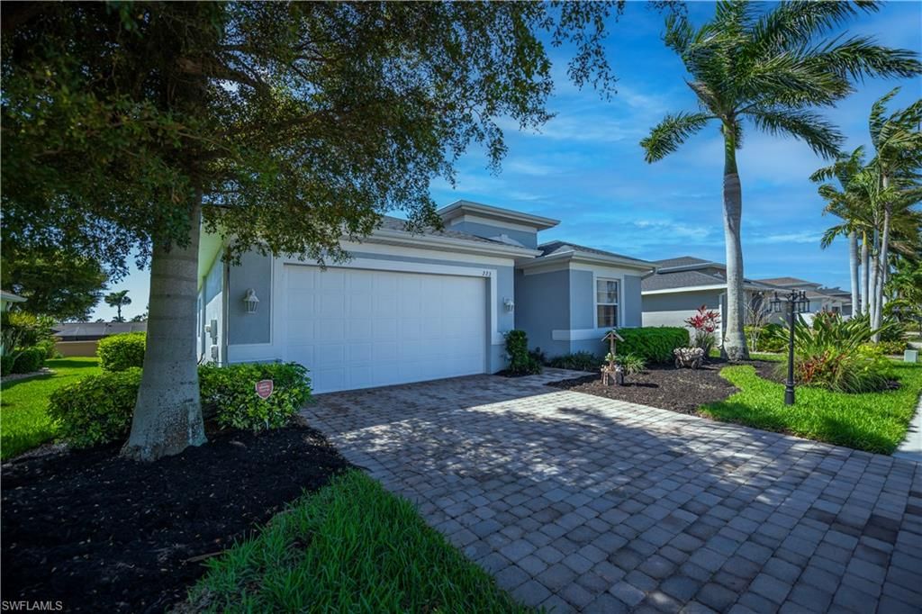 223 Destiny CIR, CAPE CORAL, FL 33990 — photo 4